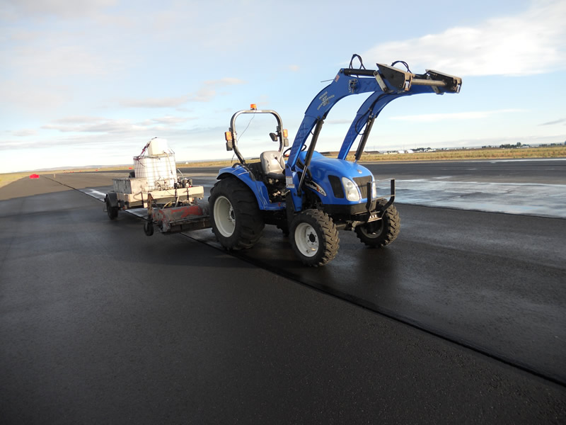 cst100-small Runway Removal Services with spray